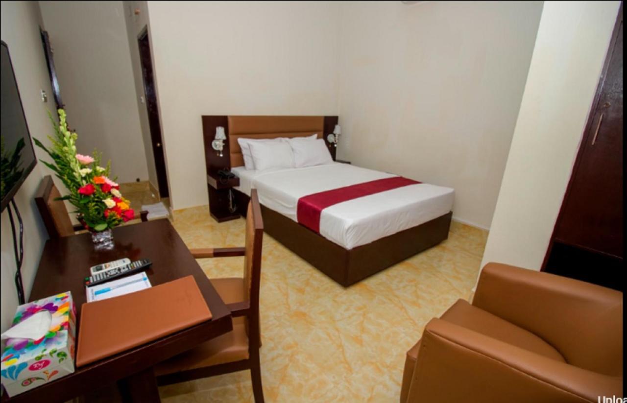 Hotel Gulshan Lake View Ντάκα Εξωτερικό φωτογραφία